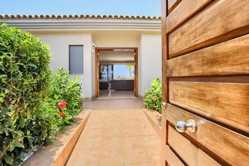 Magnifica Villa Happy Holidays Con Piscina En Los Gigantes Puerto de Santiago  Puerto de Santiago (Tenerife)
