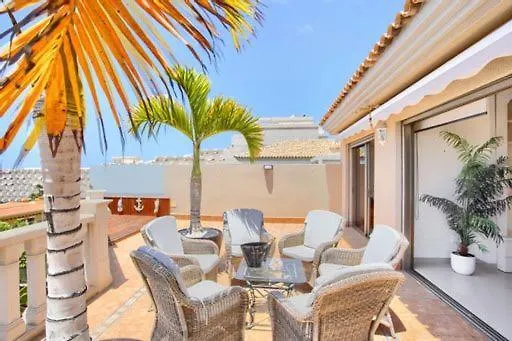Magnifica Villa Happy Holidays Con Piscina En Los Gigantes Puerto de Santiago  Spain