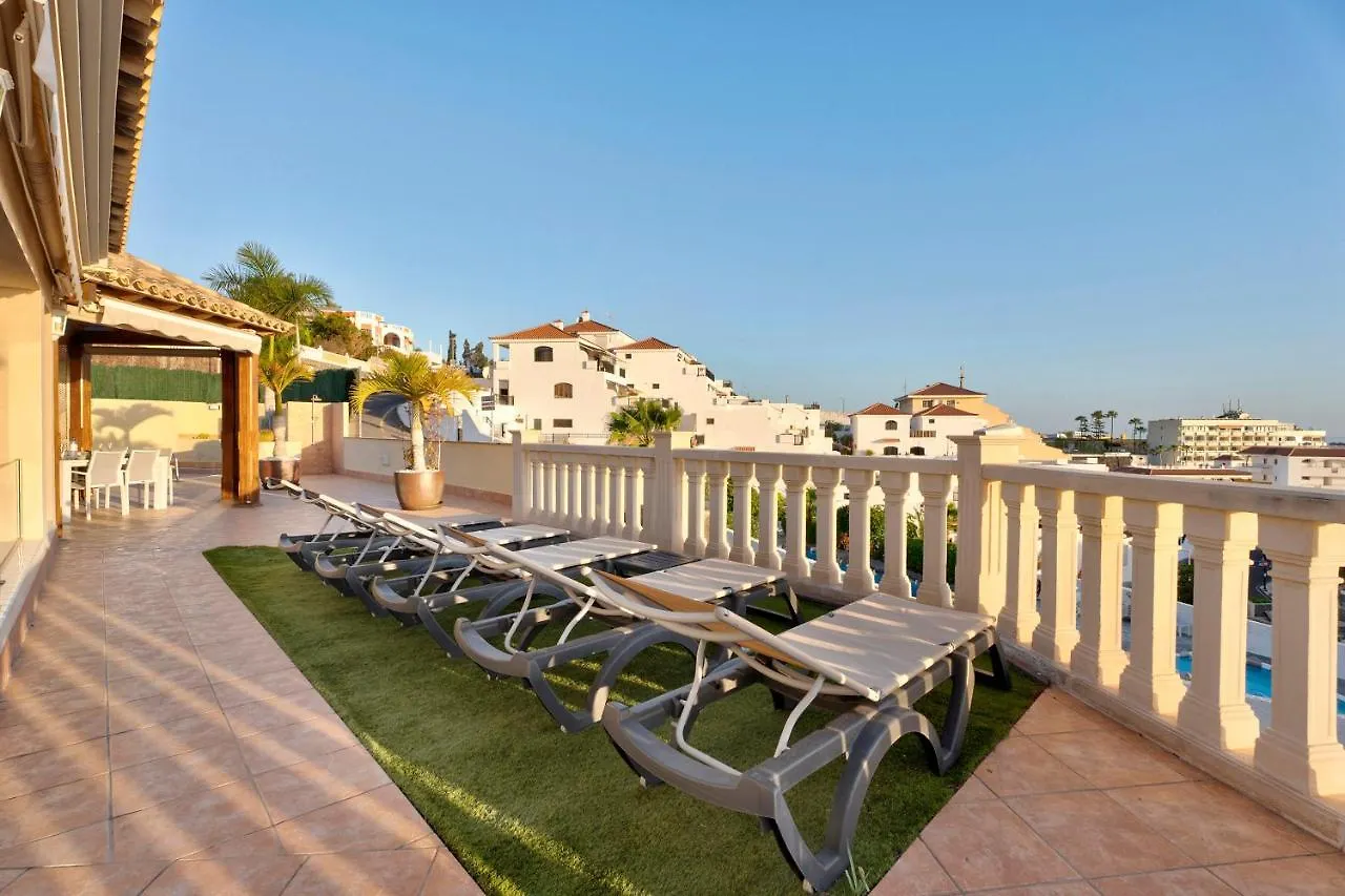 Magnifica Villa Happy Holidays Con Piscina En Los Gigantes Puerto de Santiago  Spain